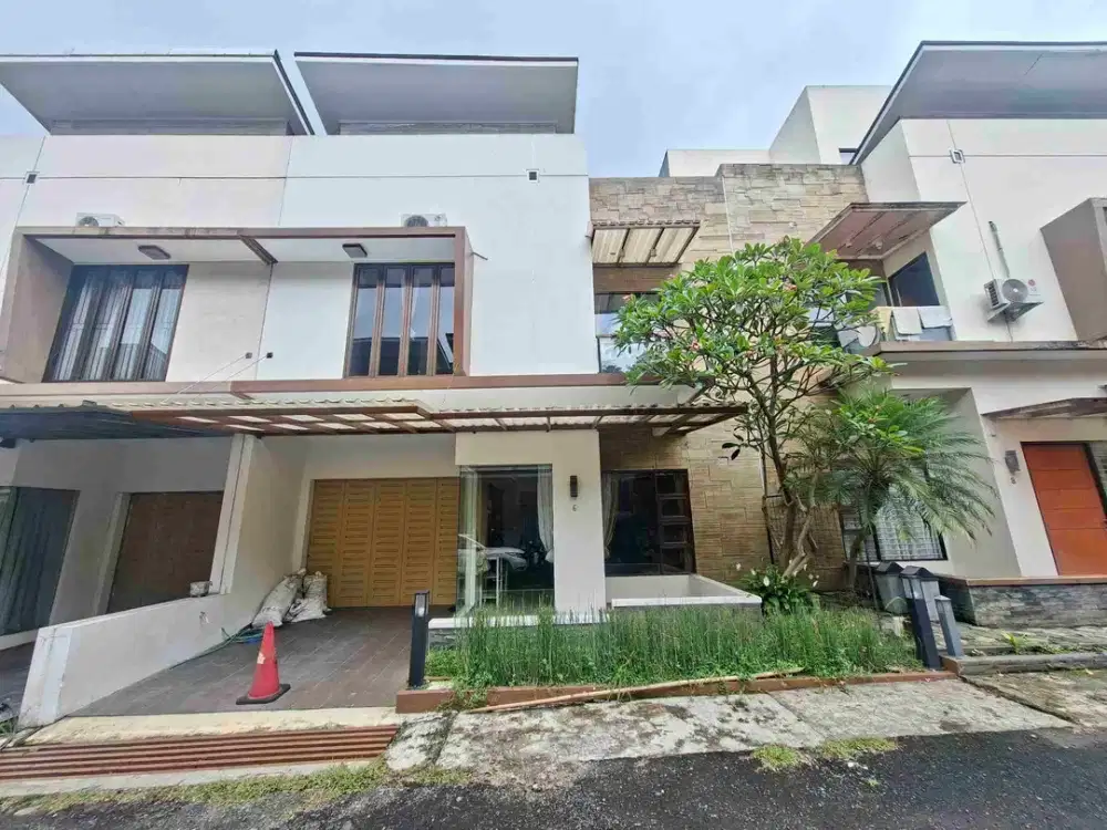 Rumah Bagus Strategis Dalam Cluster Area Mainroad Pasteur Bandung Dkt Gegerkalong Sarijadi Setiabudi