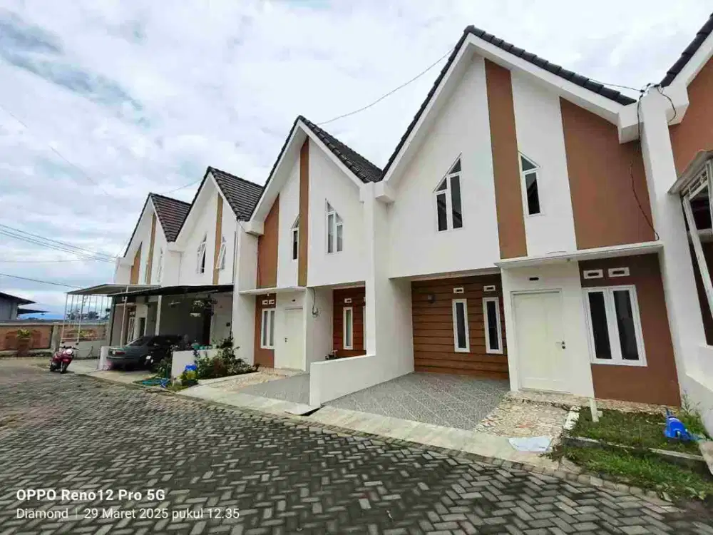 VILLA MURAH KARANGPLOSO