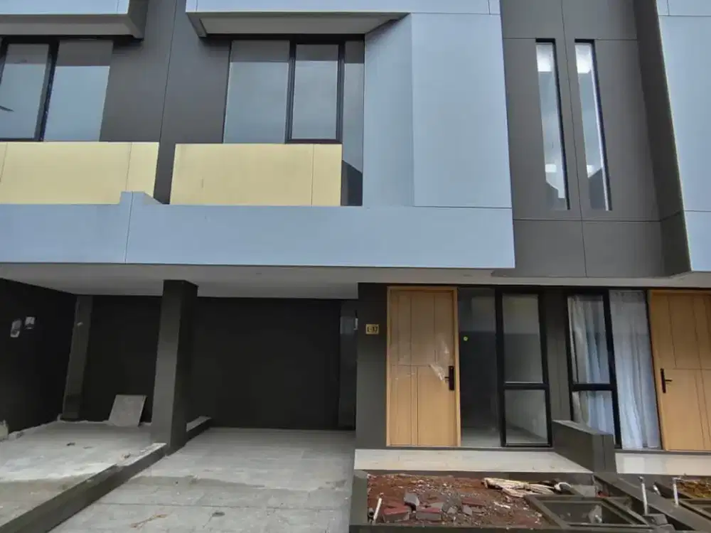 DIJUAL RUMAH PARKSPRING GADING JAKARTA UTARA