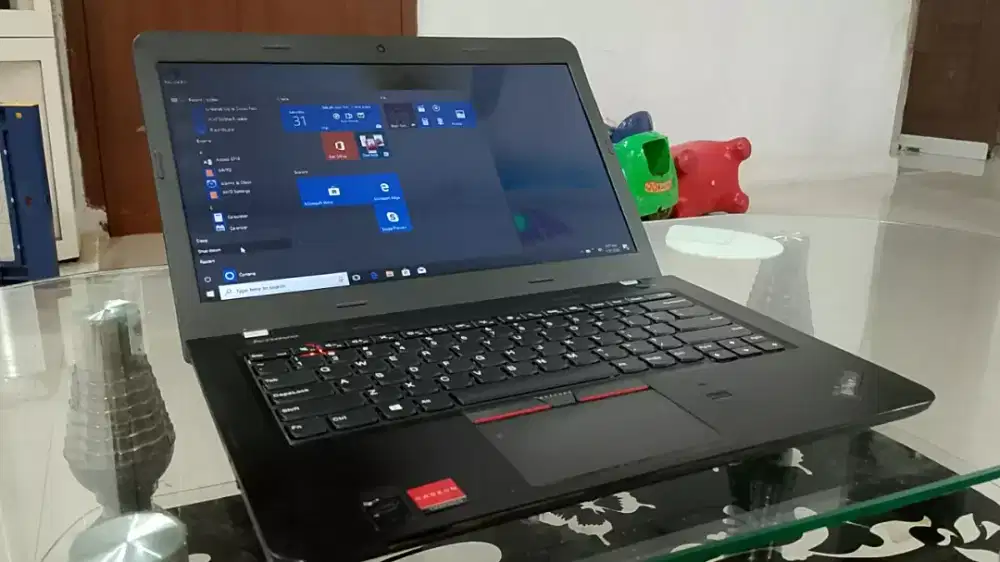 Lenovo tinkpad e450 Core i5 dual VGA normal ga ada minus tinggal pakai