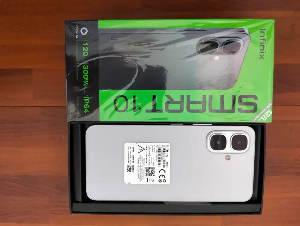 Infinix smart 10 8/128gb silver fullset pakaian 3hari