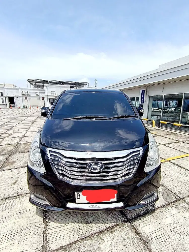 Hyundai H-1 Royale 2014 Bensin