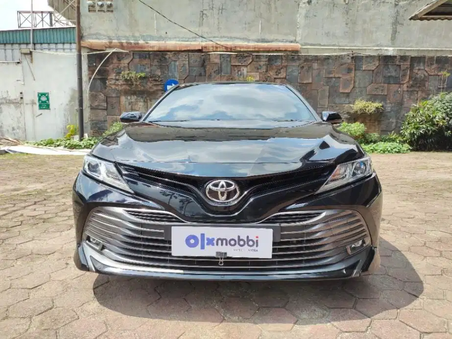DP MURAH Toyota Camry 2.5 V Bensin-AT 2019  C5VHB