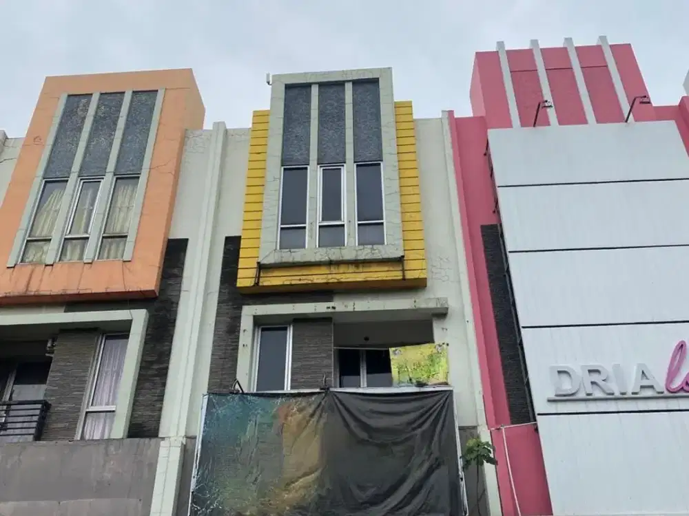 Ruko Fluorite Gading Serpong Hadap Jalan