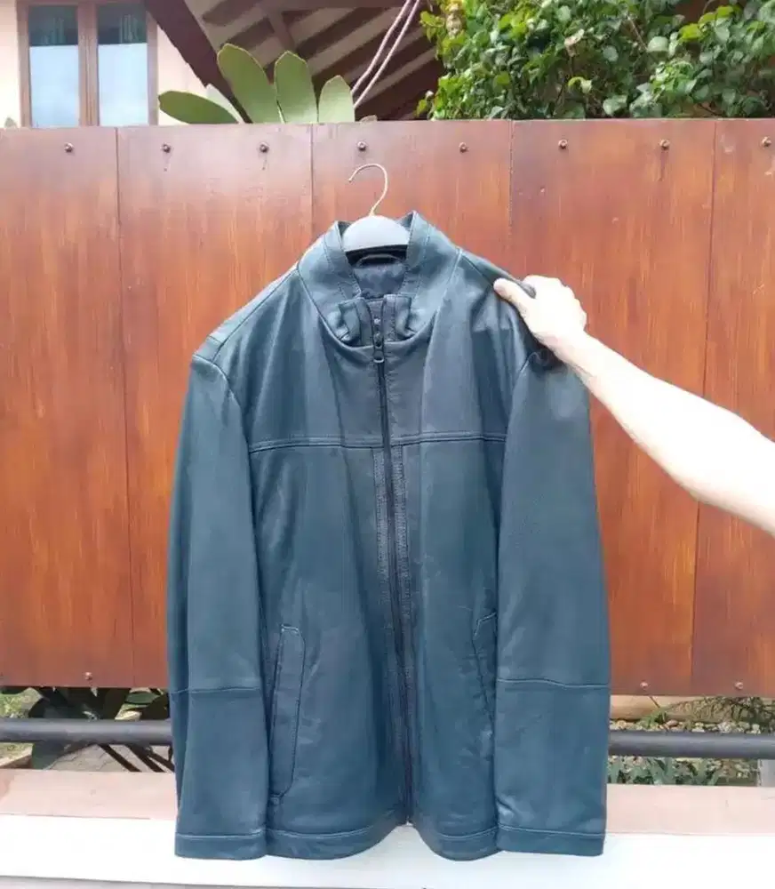 Jaket  kulit 100% Huggo Boss ORI