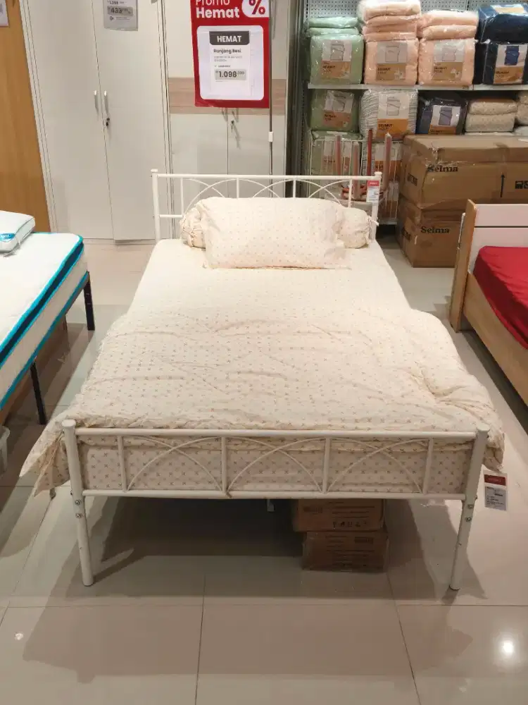 Ranjang/Dipan Metal Murah