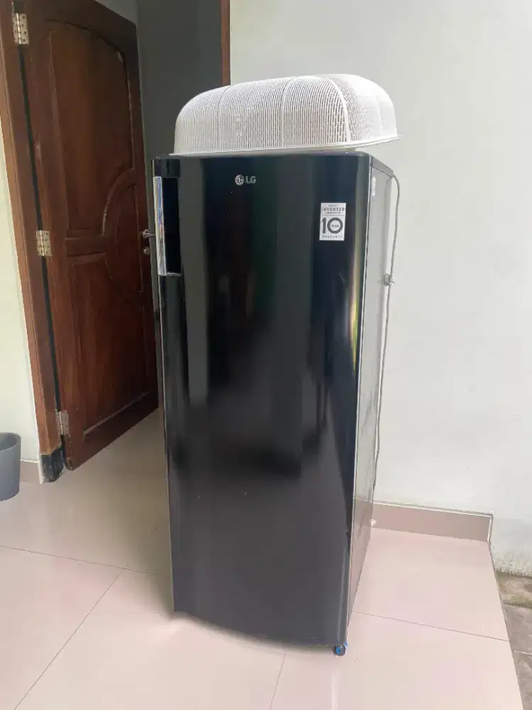 Kulkas Freezer LG