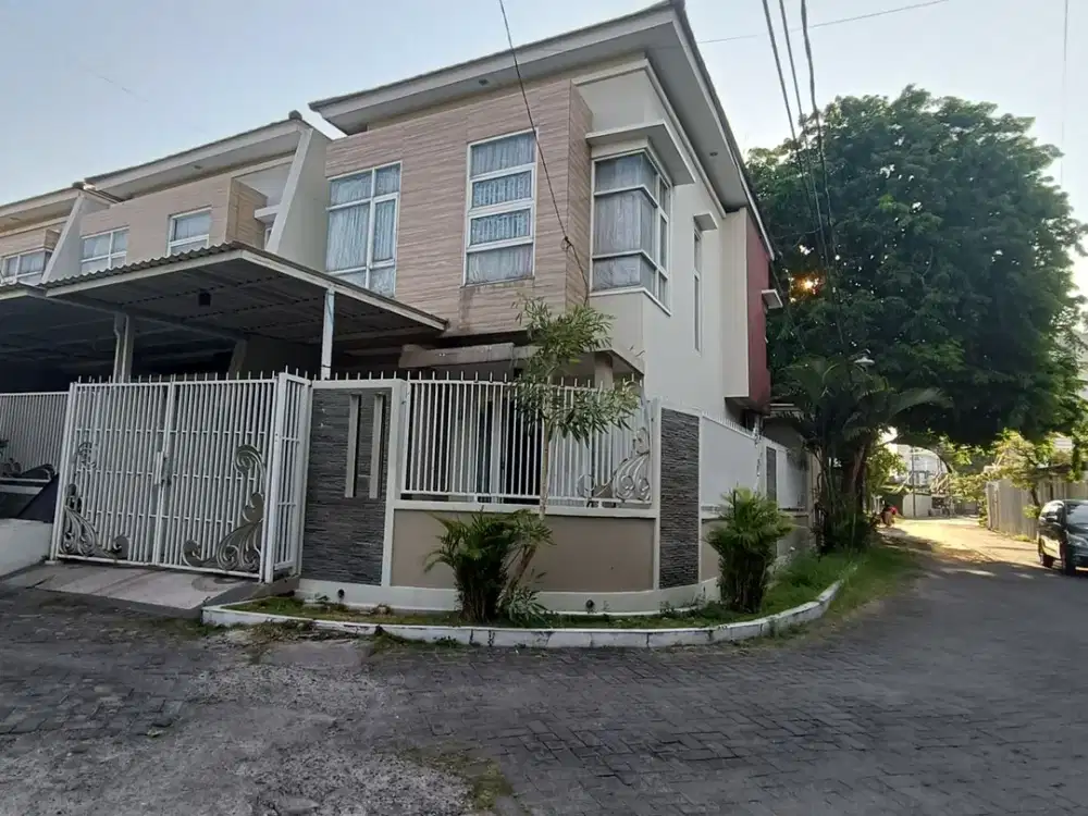 dijual Rumah MANYAR indah  include interior  100 METER DR RAYA siap huni dkt Gunawangsa Manyar,dkt Klampis,MERR ,kertajaya