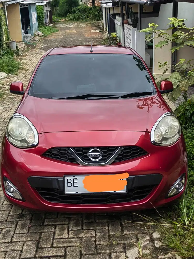 Nissan March 1.2 MT 2014