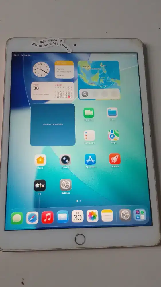 TWO IPad 8 gen 10.2 inch 32 GB Wifi clear laminates screen. No repair