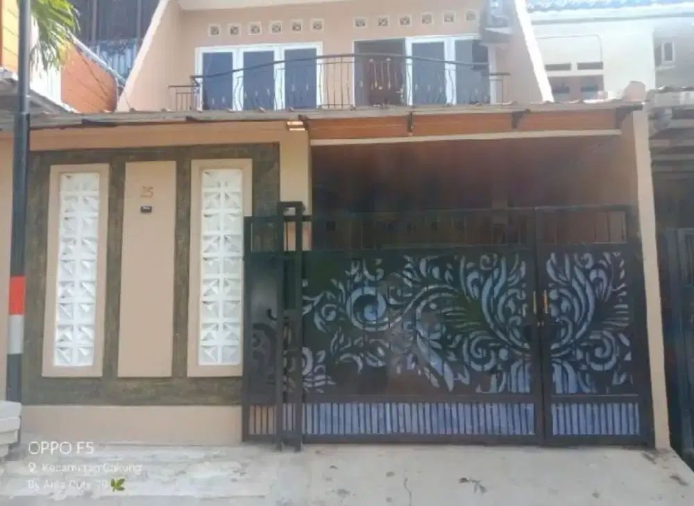 RUMAH MEWAH DI KOMPLEK ELITE TPI PENGGILINGAN - PONDOK KOPI