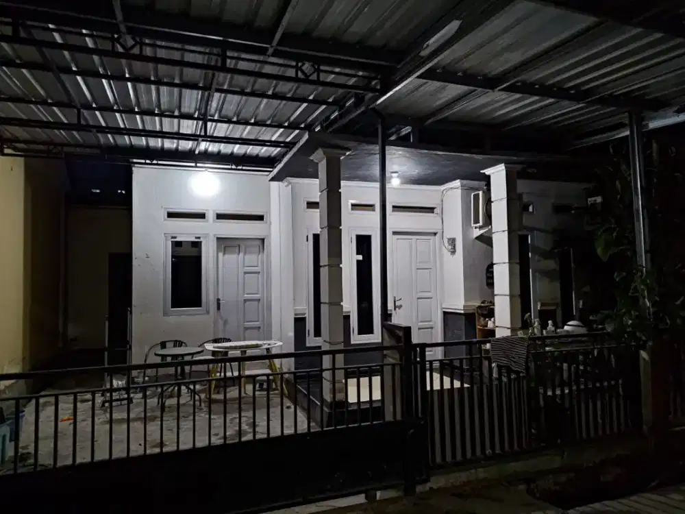 Disewakan rumah semi furnished