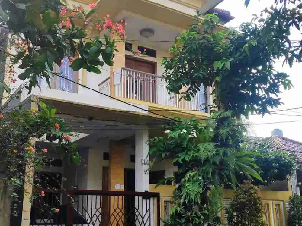 Rumah 3 Lantai Rapih LT 120 Di Pasar Minggu