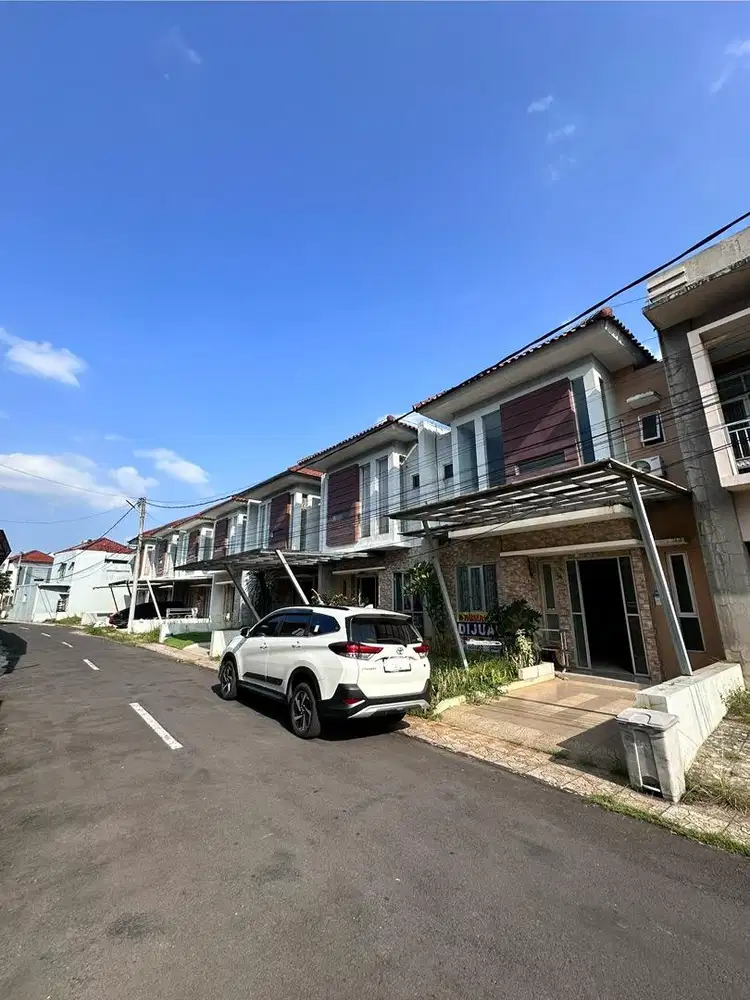 Rumah Asri Di Perum Casablanca Di Tengah Kota Tasikmalaya
