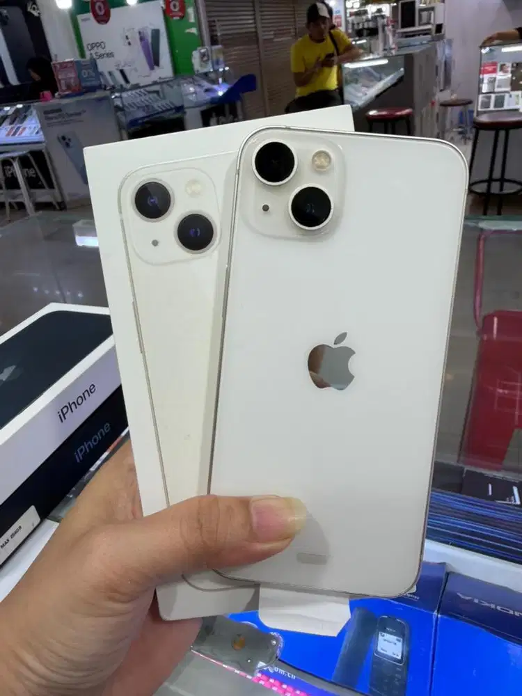 Iphone 13 Basic 128gb Starlight Resmi iBox Lengkap Mulus