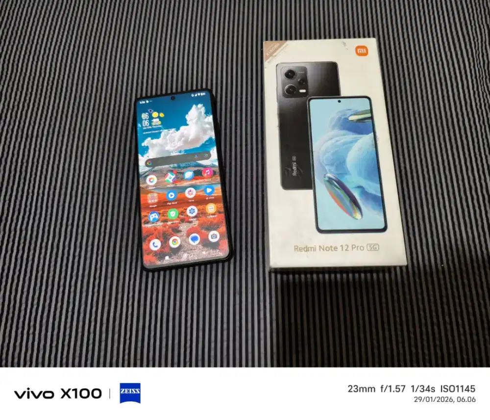 Redmi note 12pro 5g ram 8/256