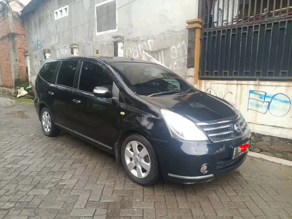 Nissan Grand Livina 1.5 XV Ultimate 2011 Orsinil