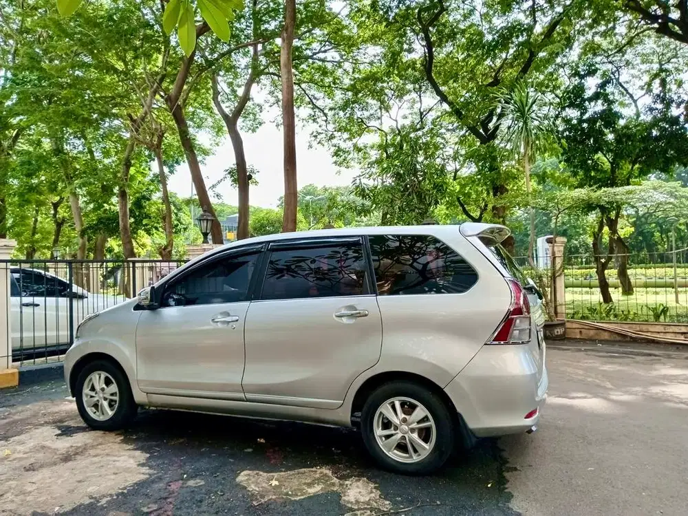 TOYOTA AVANZA 1.3 G 2015 Silver Mulus