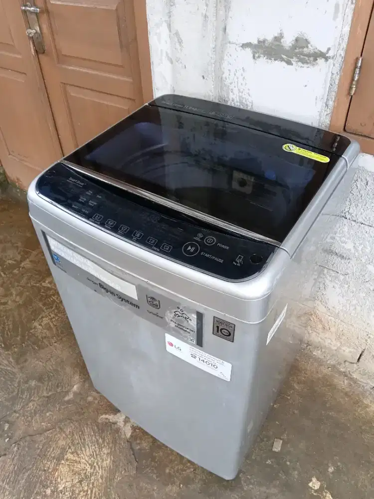 Mesin cuci top loading LG inverter