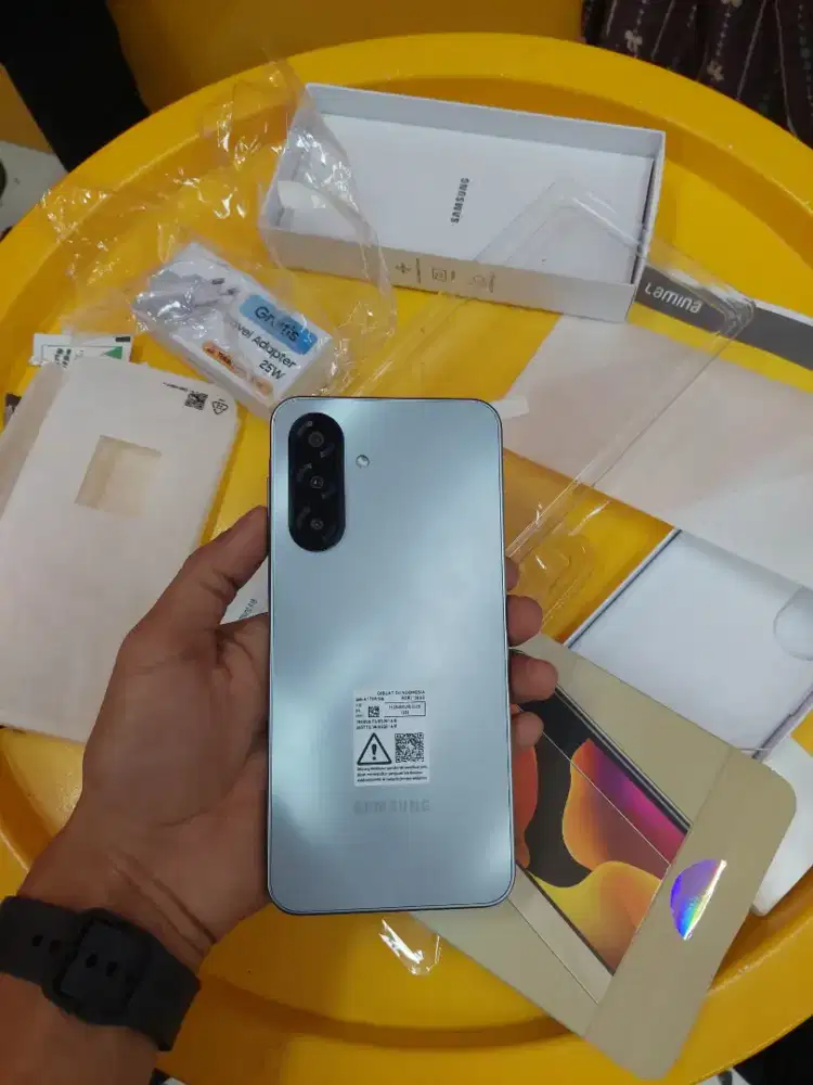 Samsung A17 lte 8/128