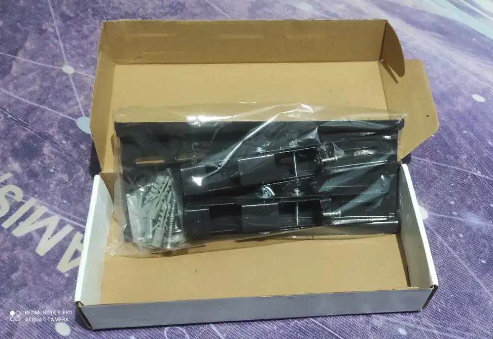 Bracket TV LED Universal