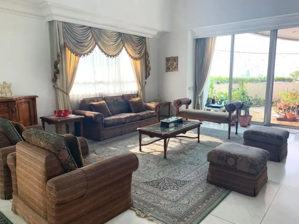 Dijual Unit Apartemen Simprug Teras Penthouse Jakarta Selatan