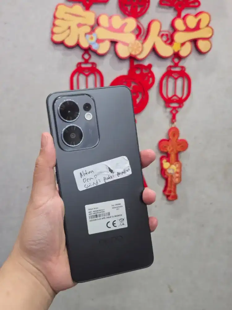 Second like new Oppo Reno 13F 5G