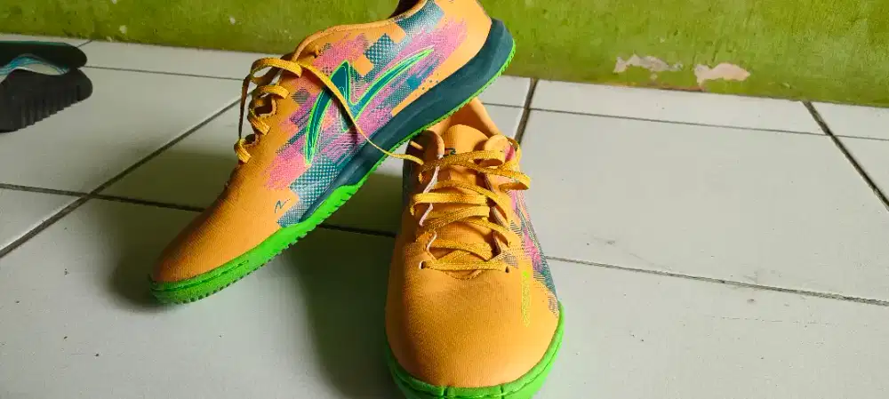 Specs blazer size 40