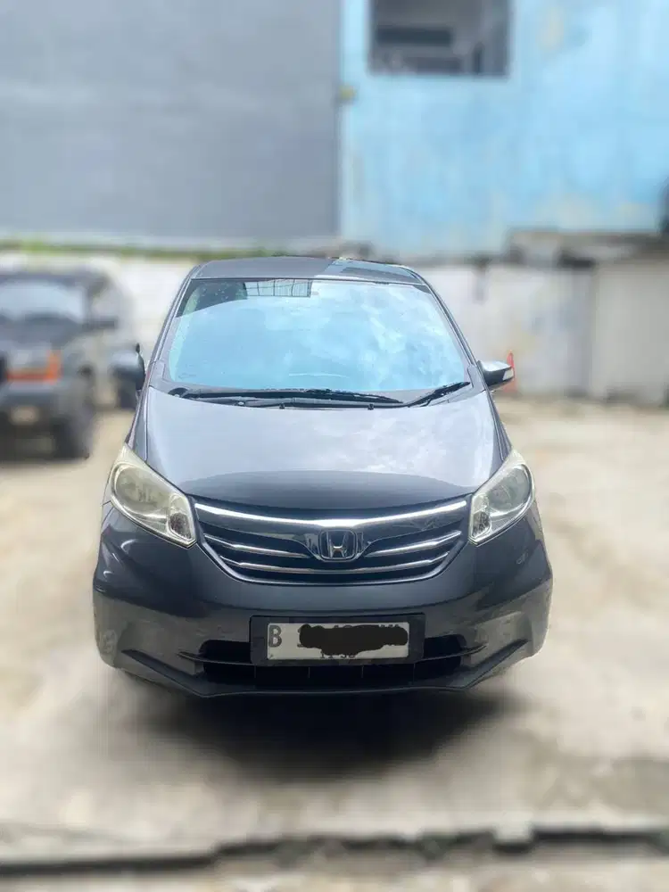 HONDA FREED PSD MATIC 2012 - MODEL FACELIFT - 15juta bawa pulang