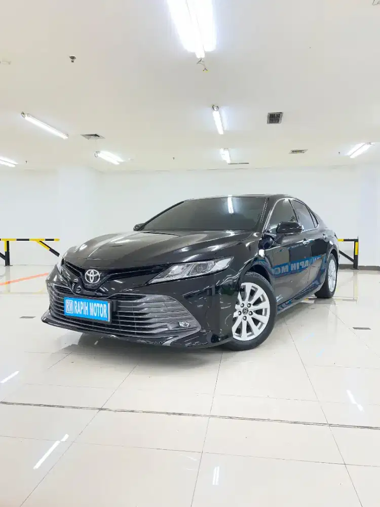 Camry V 2019 Sunroof Km40rb Hitam