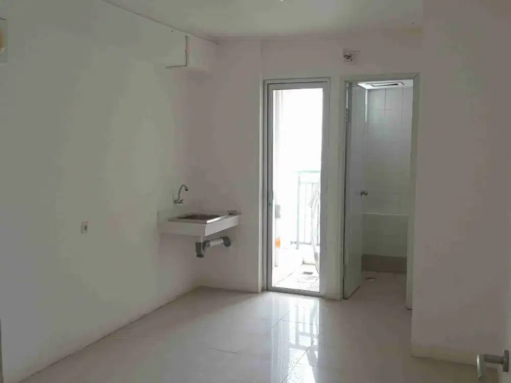 Sewa 2BR Kosongan Bassura City Apartemen Tower Edelweis