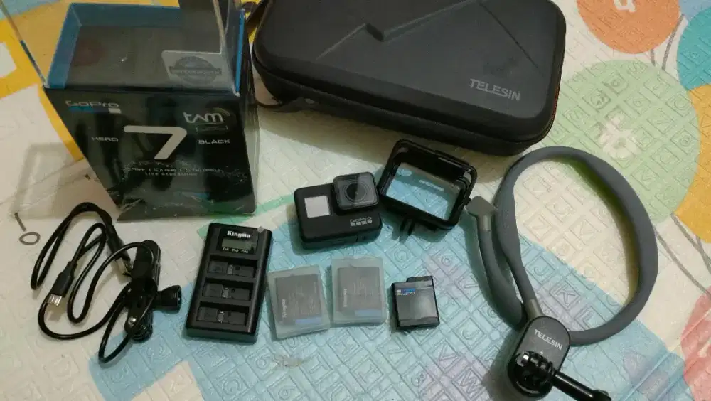 Action cam gopro hero 7 black full set lengkap