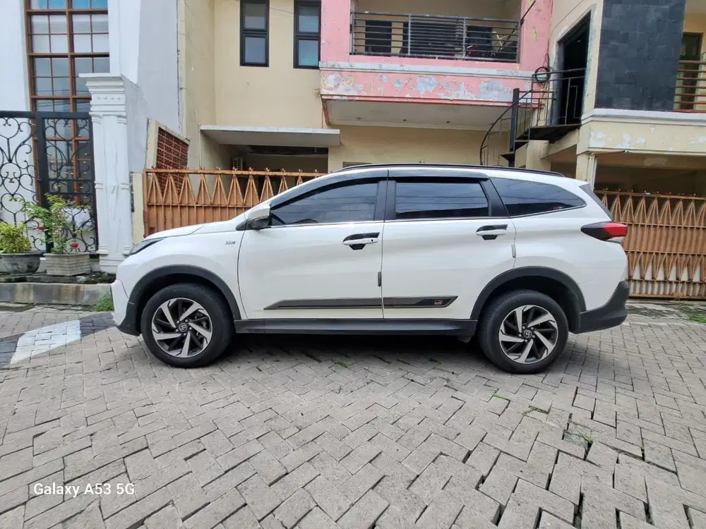 Toyota Rush 2023 Bensin