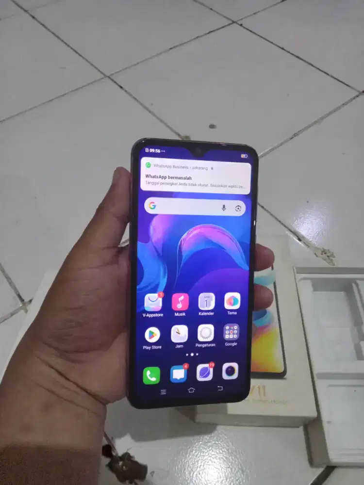 Vivo v11 ram 4/64 (resmi)