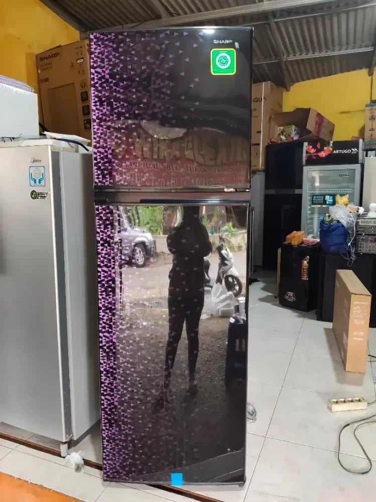 Kulkas Sharp 2pintu ukuran jumbo normal orisinil