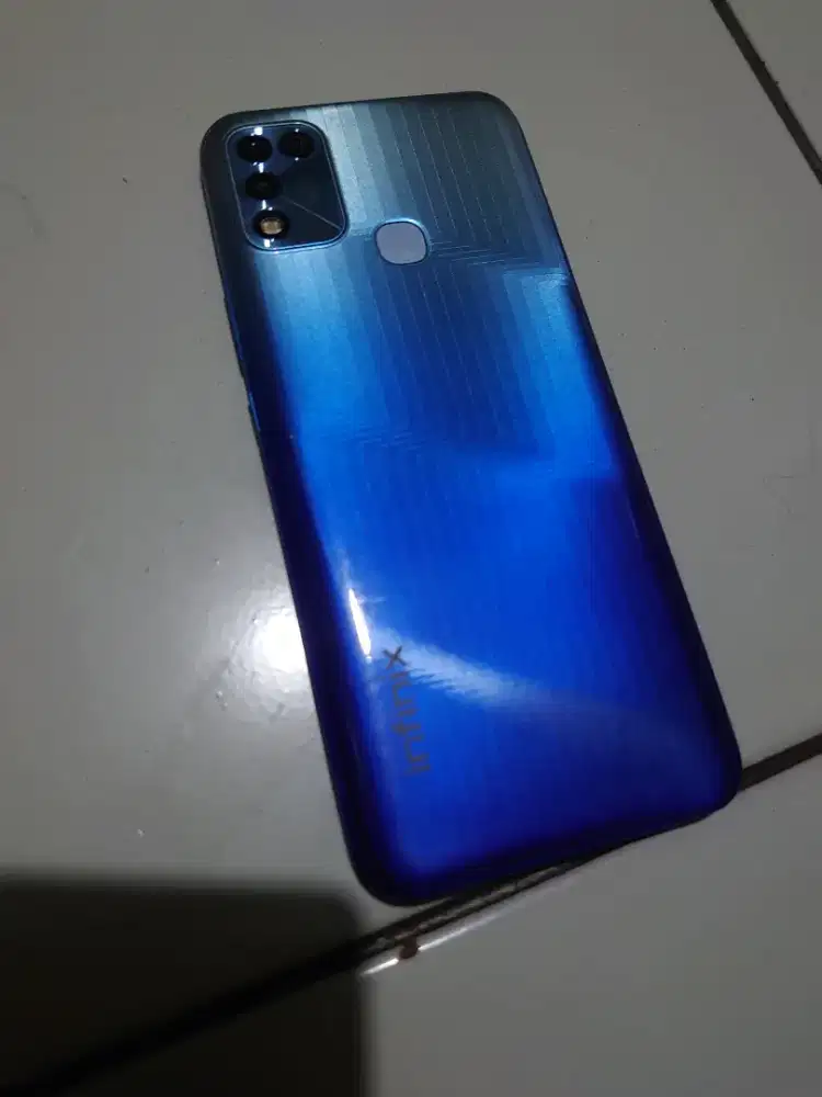 Infinix Hot 10 play (minus)