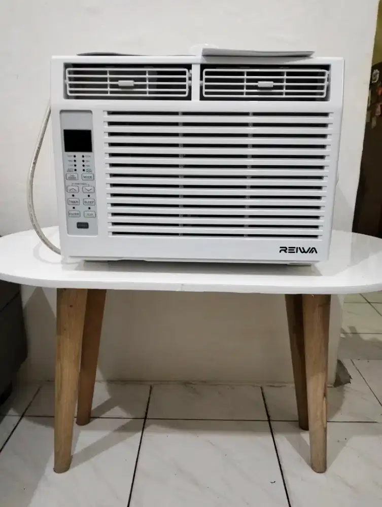 ac window 1/2 pk raiwa dingin mulus
