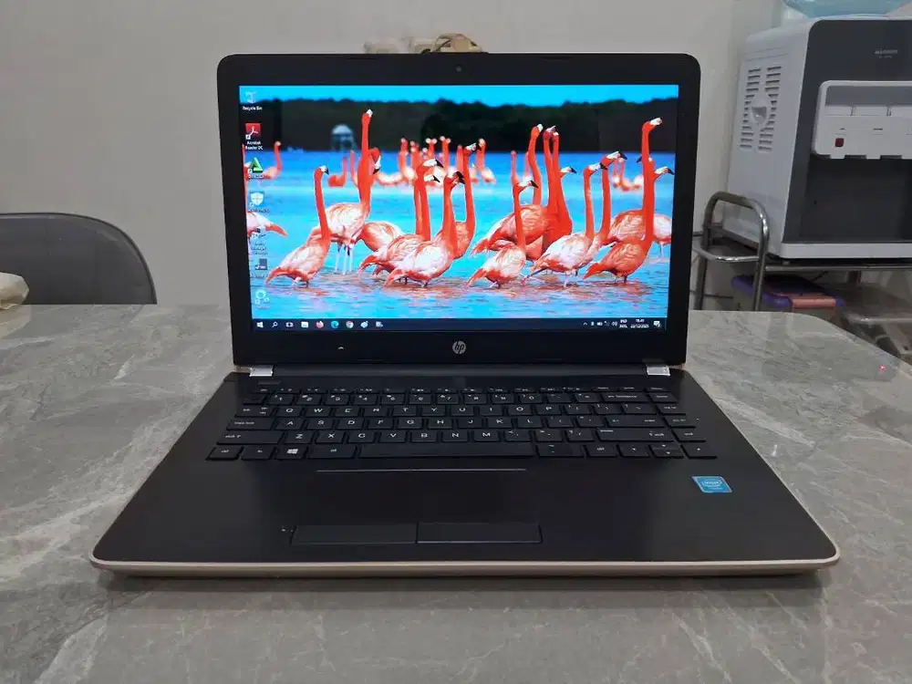 Laptop HP 14 Setara i3 4GB Win ORI SLIM Minus Casing Kuat Dijamin