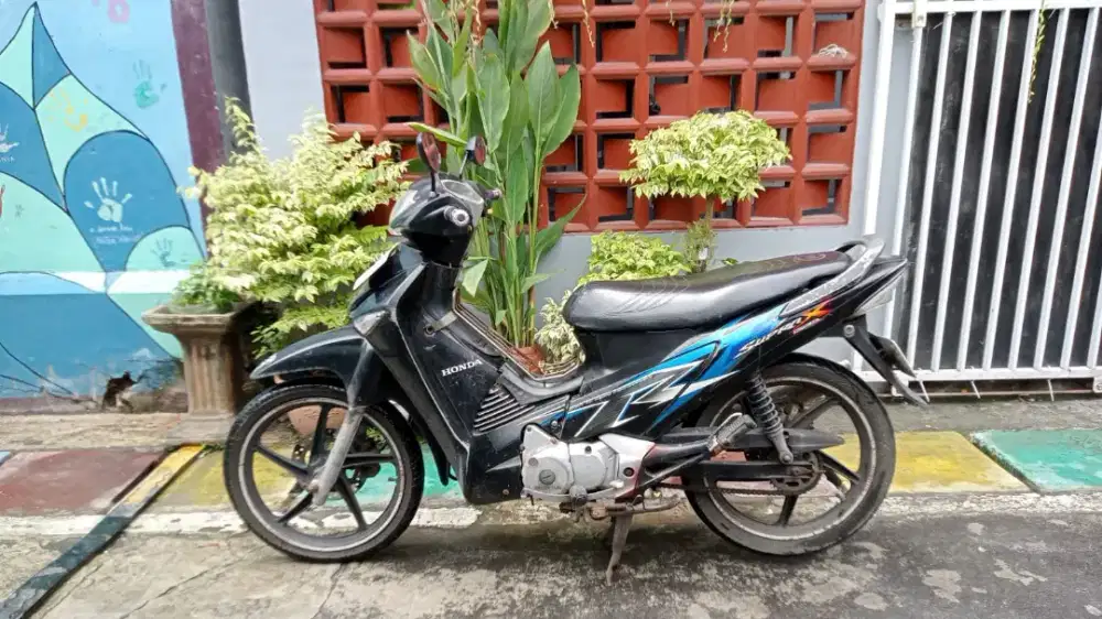 supra x 125 th 2005 pelek racing pajak panjang mesn sehat