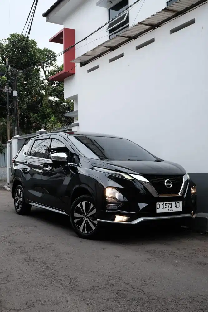 LOW KM // NISSAN ALL NEW LIVINA VL 1.5 AT 2019