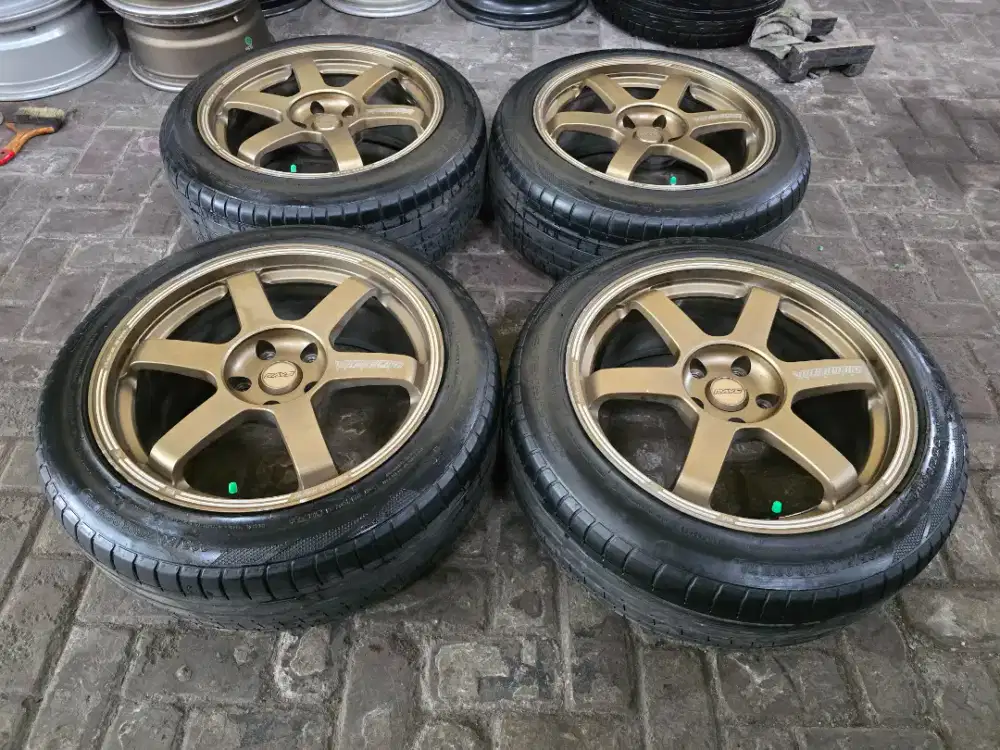 Velg Ban TE37 R18 BRV CRV HRV WRV Accord Civic Ody Xpander Outlander