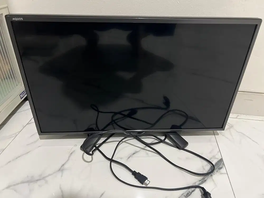 TV 24 Inch masih bagus mulus