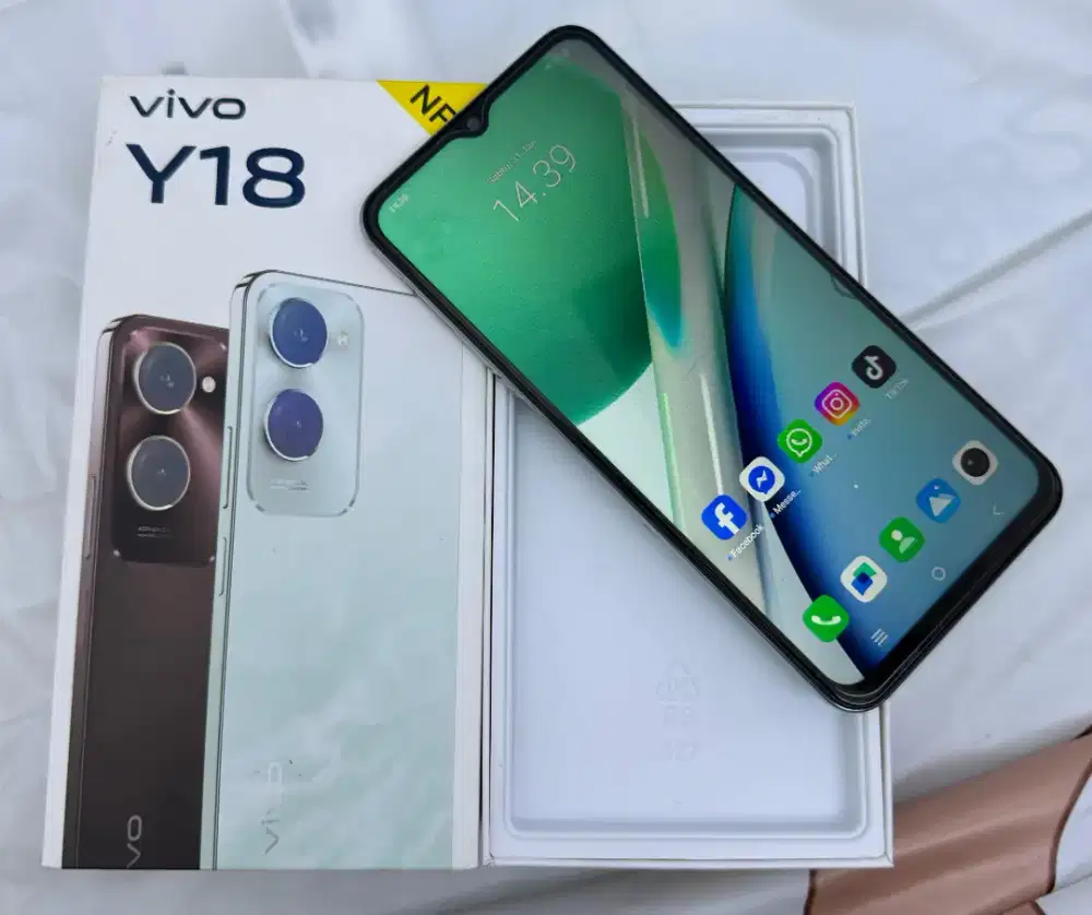 VIVO Y18 RAM 6+6(12GB)/128GB