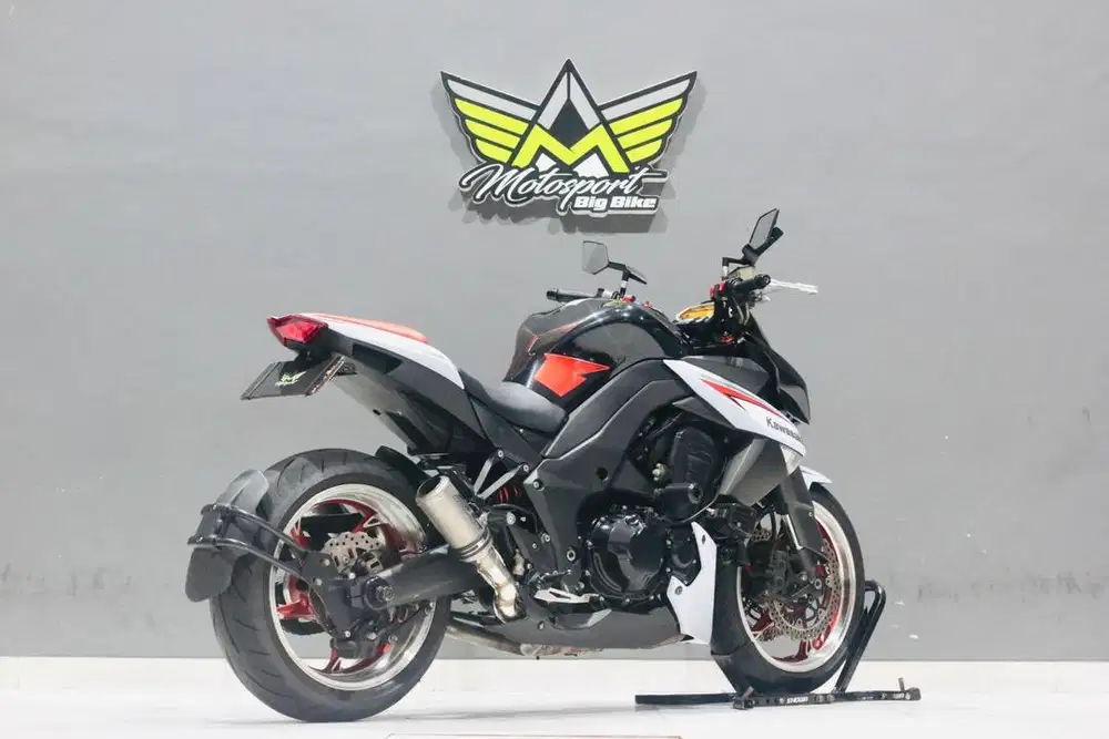 Kawasaki Z1000 special edition 2015 mulus mesin sehat unit siap pakai
