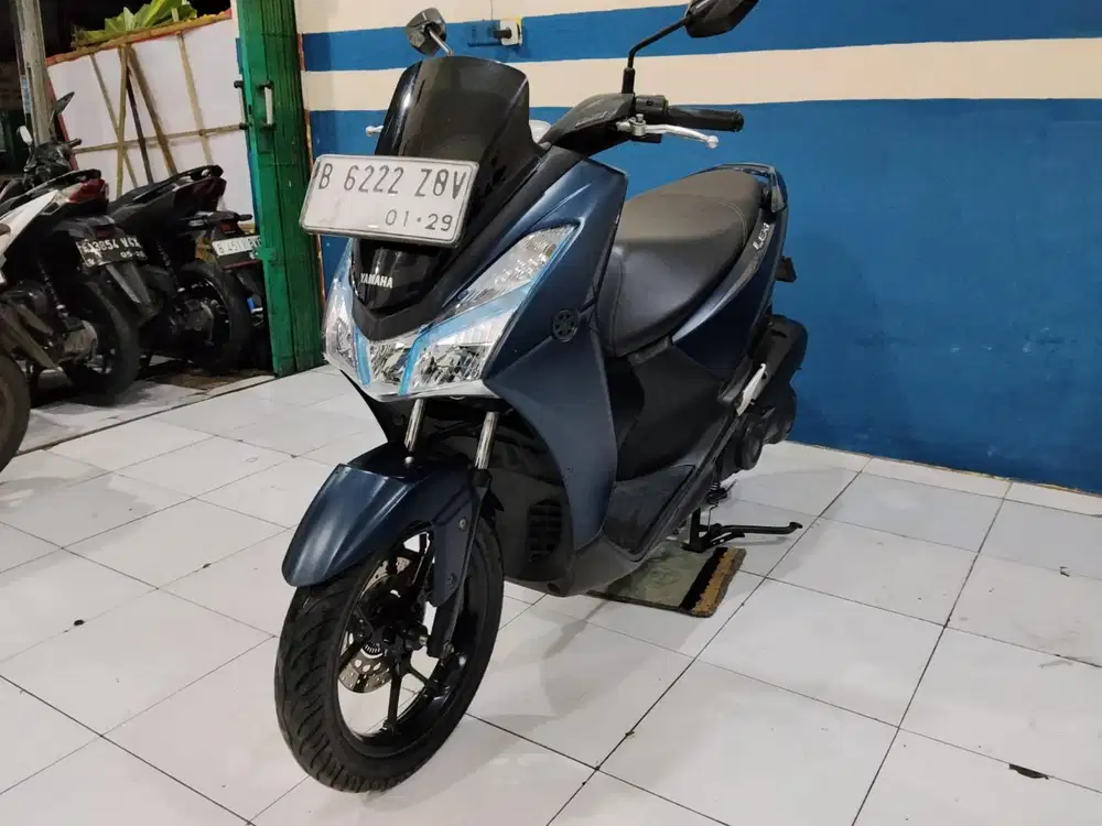 FOR SALE YAMAHA LEXI KEYLESS PAJAK HIDUP ISTIMEWA