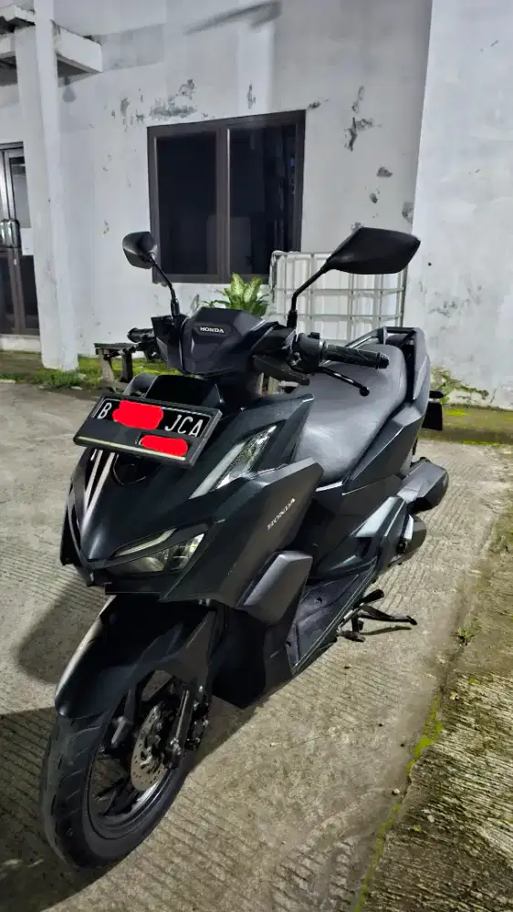 Bismillahirrahmanirrahim, dijual motor pribadi Vario 160 CBS