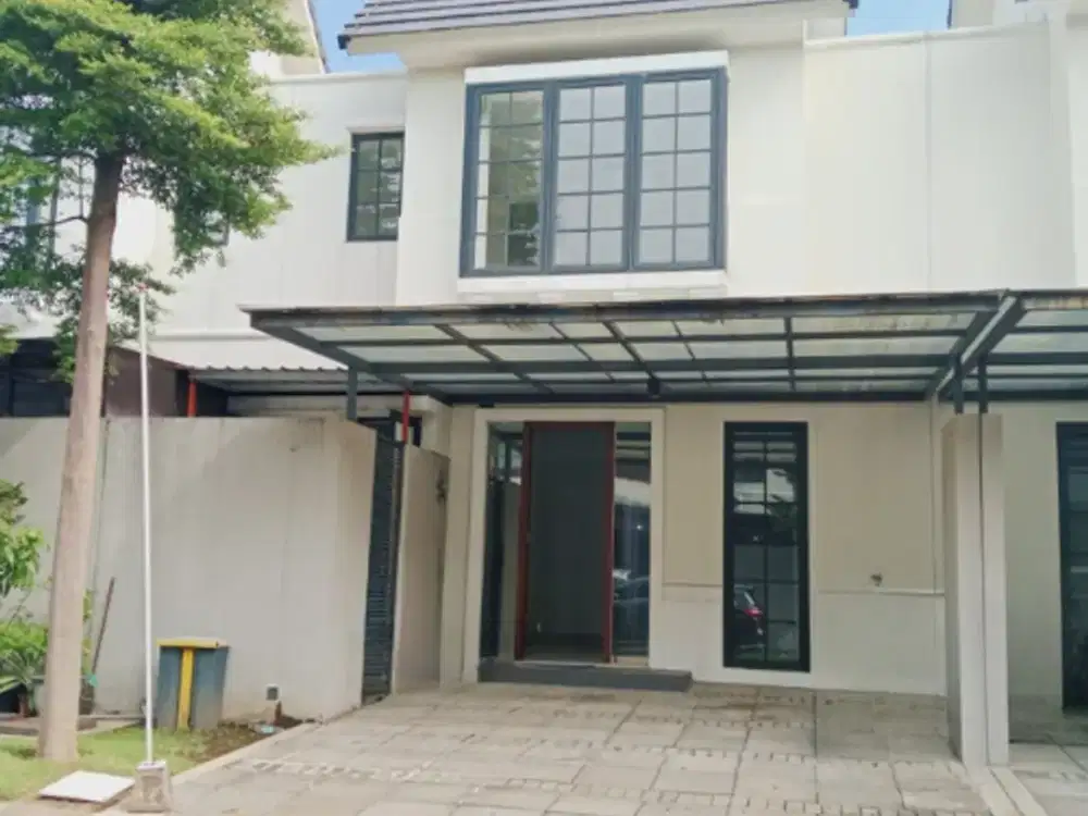 Disewakan Rumah Sangat Terawat, Nyaman,Siap Huni di Grand Harvest