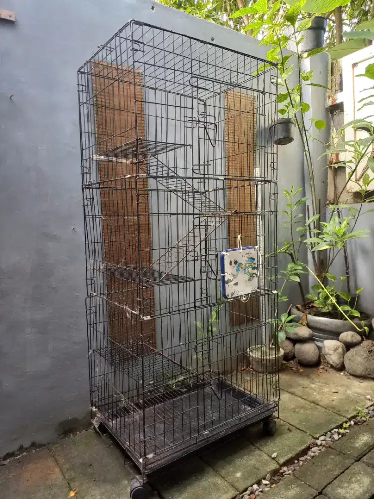 Kandang Kucing Roda Tingkat 3