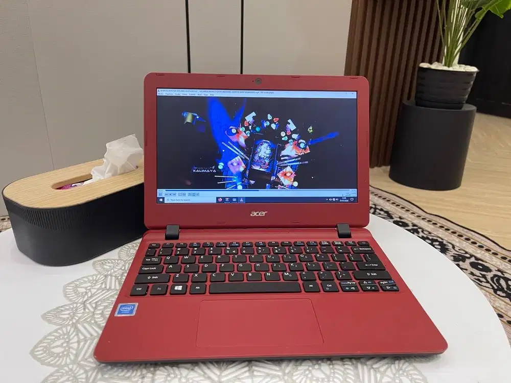 Notebook acer 12 inci ram 4