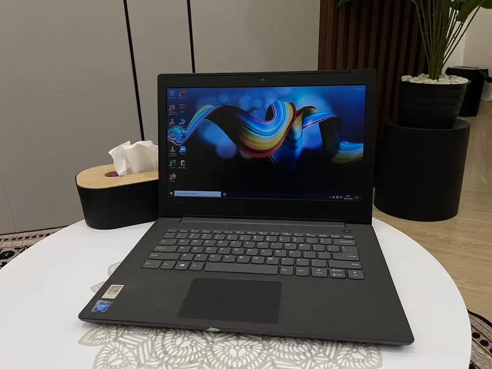 Laptop lenovo slim abu